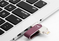 �����߲�չ2018 CES�������������������볱Ʒ