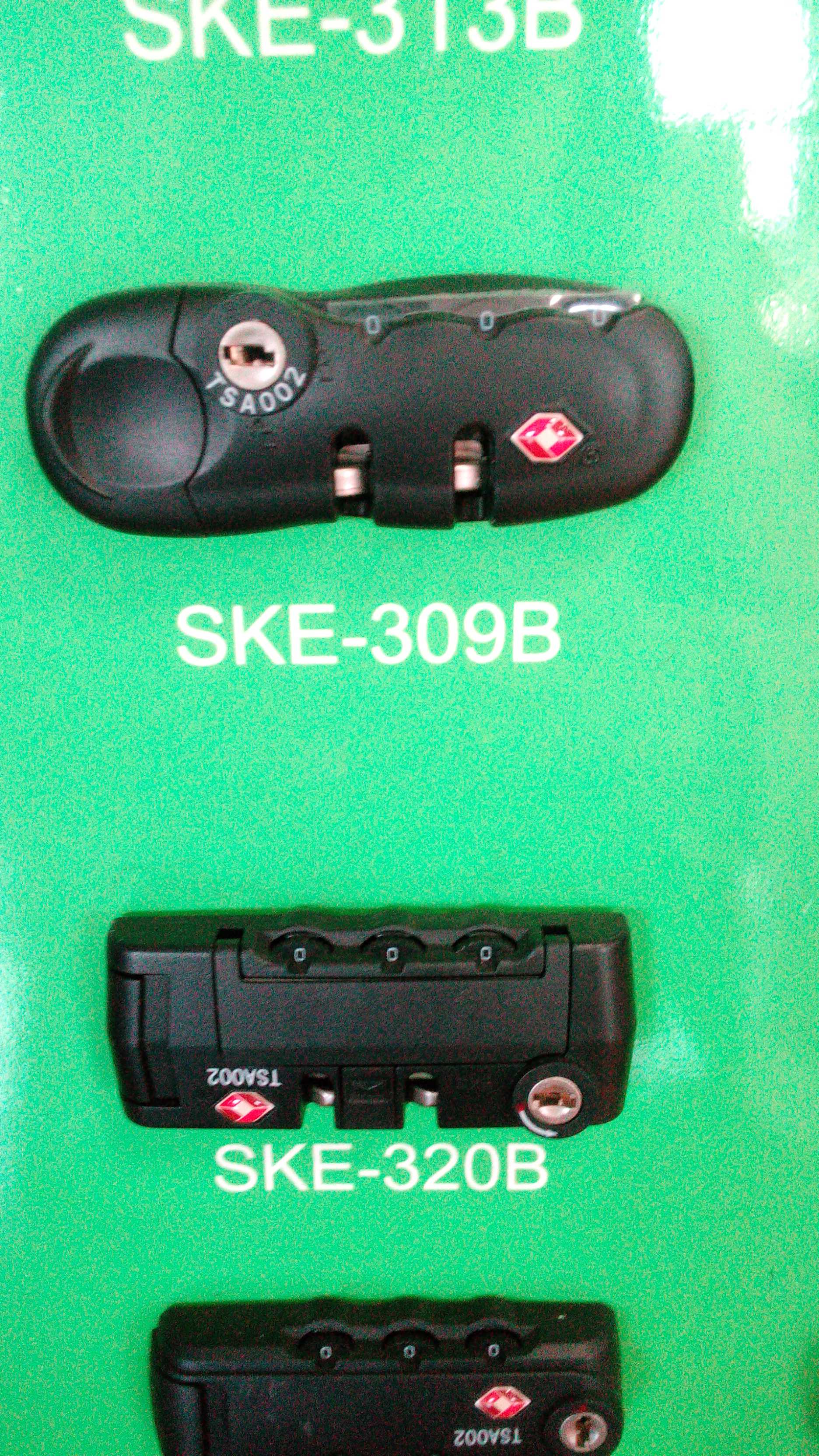 文件 : <FONT COLOR='red'>IMG_20150117_142401.jpg</FONT> <BR> 尺寸 : <FONT COLOR='blue'>1872 × 3328</FONT> 像素 <BR> 格式 : <FONT COLOR='green'>jpg</FONT> <BR> 大小 : <FONT COLOR='green'>908.89</FONT> KB