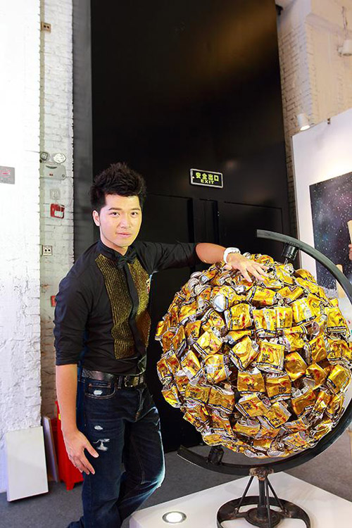 红牛带你引爆全民“一起艺术”的能量――2013红牛“SURGE Art艺起”上海艺术节 ...