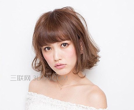 2017年最新的短发烫发发型