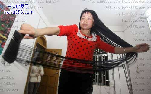 搞笑图片:长发的无奈