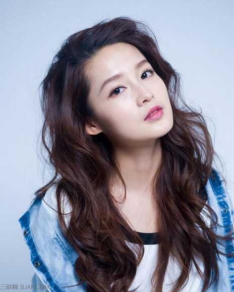 最新夏季小脸女生发型气质又甜美     三联