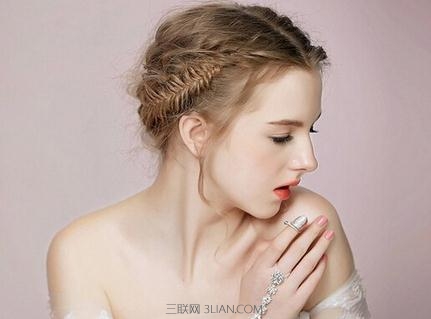 2015唯美复古宫廷新娘发型图片           三联