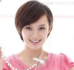 女人职场短发精干发型 三联