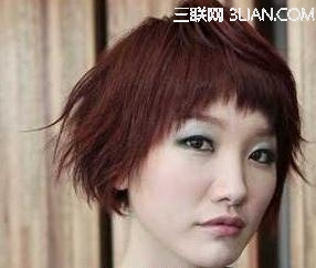 2015酒红色和棕色短发发型图片            三联