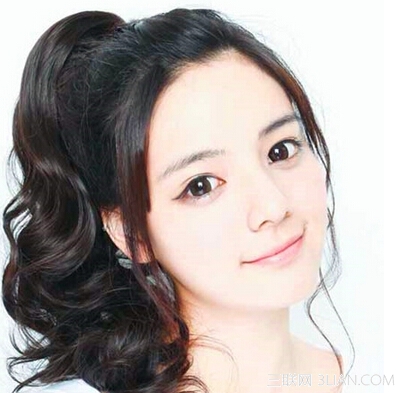 如何扎出漂亮的马尾？ 三联