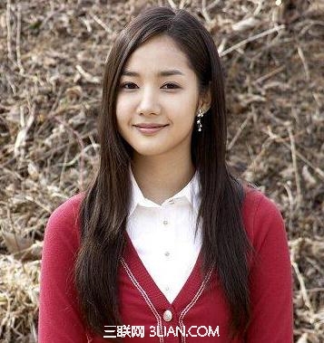 最新塌鼻梁美女发型样式          三联