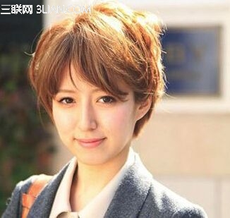2015潮女必备短烫发发型