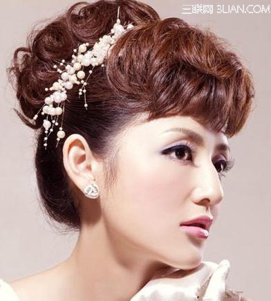 今年最流行的韩式新娘发型 三联