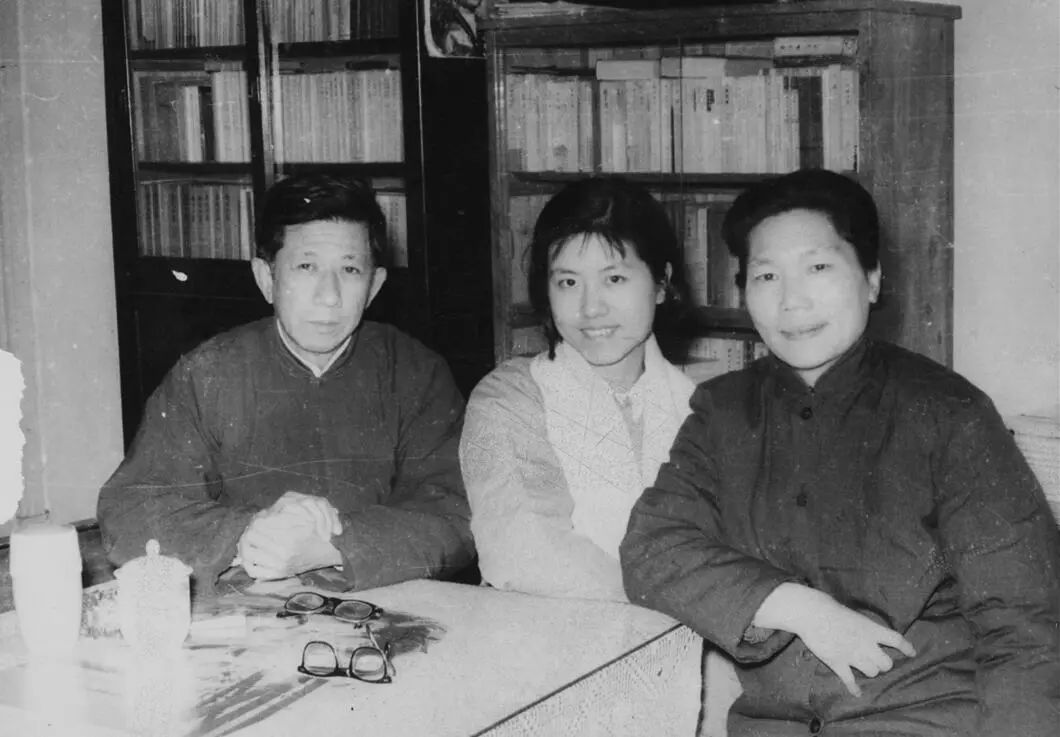 王安忆：女人爱男人，往往只是为实现自己爱情的理想