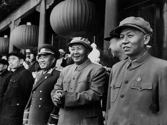不为人知的秘密：中国开国大典16大机密事件