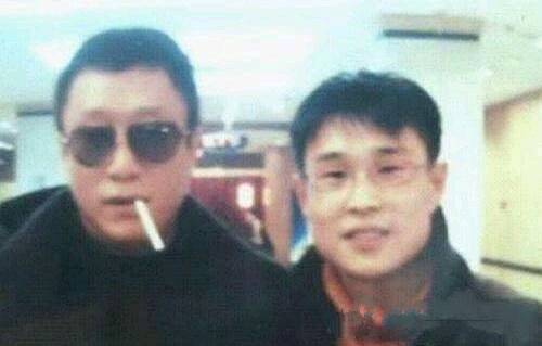 小时候的家驹，年轻时的猫王普雷斯利，珍贵照片