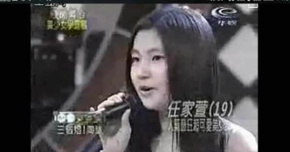 ella变性人 SHE三人的岁月也是太艰辛