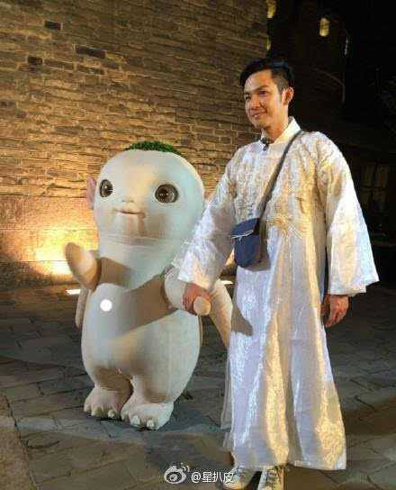 钟汉良结婚 默认已婚老婆身份遭曝光