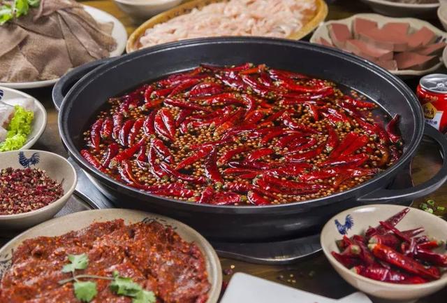 大王搞笑181022：今天来上班，突然发现大家都喊我火娃