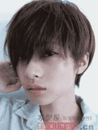 假小子发型 突显十足可爱中性风