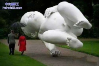 神雕塑……