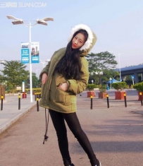 棉服配小脚裤保暖又显瘦