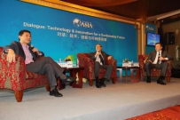 李彦宏对话盖茨：并不反对人工智能进步