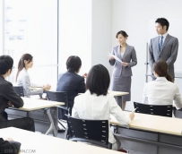 女性职场面试妆容小技巧