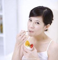 8妙招让女人留住青春！