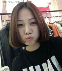 胖圆脸皮肤暗黄适合什么样发型与发色