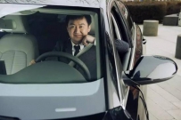 王小川自述：狐狸的子宫里为什么能长出狗？