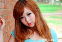 女生韩式斜刘海发型怎么烫