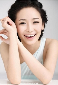 巧去眼袋，让你轻松远离浮肿泡泡眼