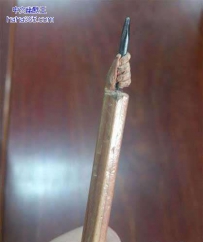 上课无聊，削着玩的