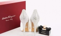 Salvatore Ferragamo明星特别定制款完美婚鞋