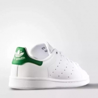 adidas Originals阿迪达斯三叶草全新店铺进驻丹阳华地百货