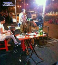 酒肉穿肠过，佛祖心中留