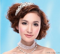 时尚新娘减龄发型