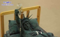 生病的雕塑