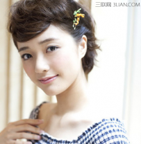 女生短发怎么扎简单好看