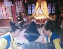 这发型怎么越看越像自行车车座