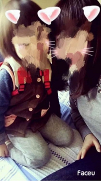 Faceu激萌怎么同时拍两个人