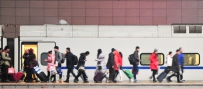 农村大学生过年：困守城乡夹心层