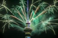 直击世界各地如何跨年，如何庆祝2017年到来的