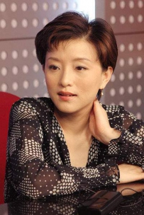 杨澜母校“忆往昔” 鼓励学弟学妹把握机遇