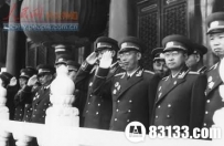 迫害最惨的开国大将：面条倒地上逼他舔着吃!