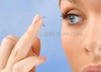 隐形眼镜的危害