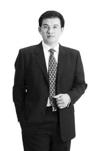 央视著名主持人王志：“一张脸”带给丽江的财富