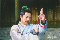 穿帮