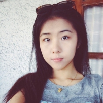 她画作里的人物都没有五官，但22万粉丝都说美！