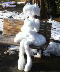雪妹子，抓紧看喔，一会儿要化了……