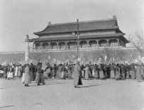 1919年北京天安门前的抗日游行