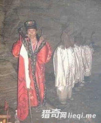 诡异！十大令人害怕的恐怖习俗