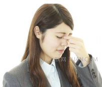 偏头疼是怎么引起的